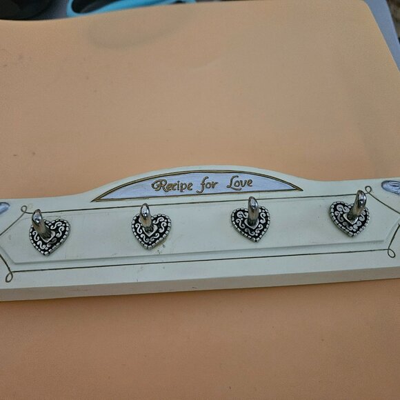 ganz angel hearts measuring spoons with hanging rack - Picture 2 of 7